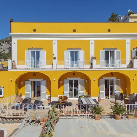 Five Bed & Breakfast