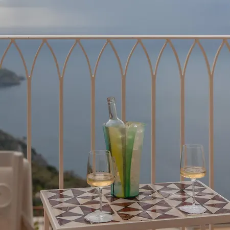 Five Bed & Breakfast