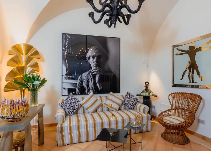 Five - Dimora D'arte فندق مبيت وإفطار بوسيتانو