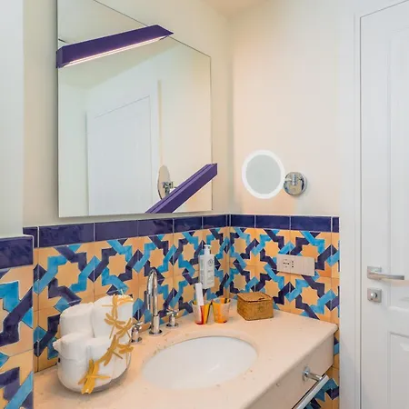 Five Bed & Breakfast Positano