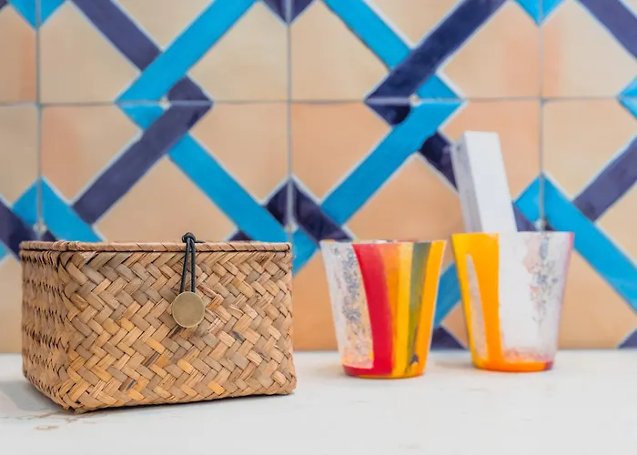 Five Bed & Breakfast