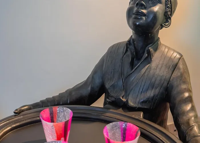 Five 住宿加早餐酒店 3*