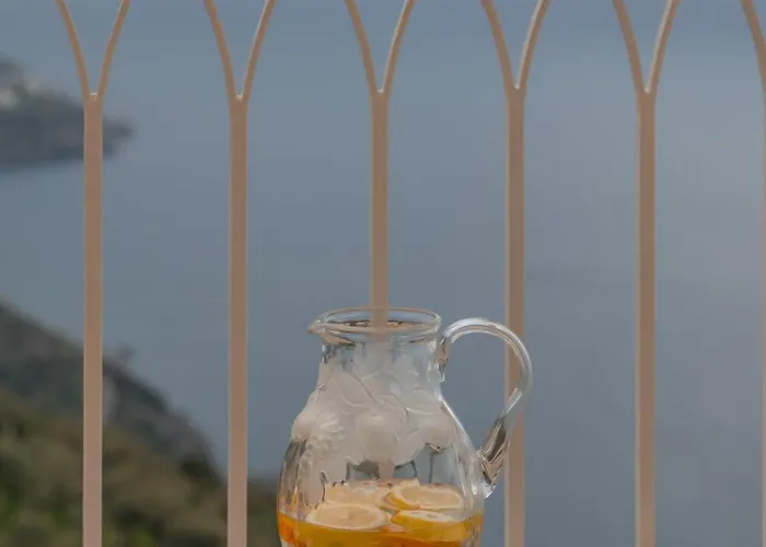 Bed & Breakfast Five Positano