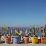 Bed and breakfast Five - Dimora D'arte Positano