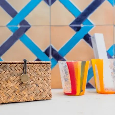 Five לינה וארוחת בוקר