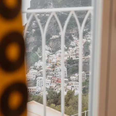 Five לינה וארוחת בוקר 3*