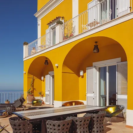 Bed & Breakfast Five - Dimora D'arte