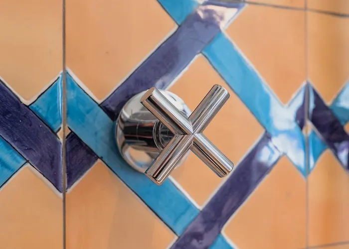 Five Позитано