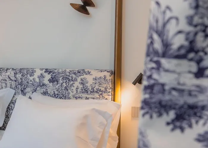 Bed & Breakfast Five - Dimora D'arte