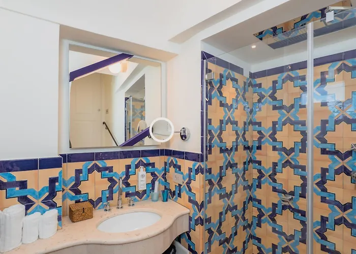 Bed & Breakfast Five - Dimora D'arte Positano