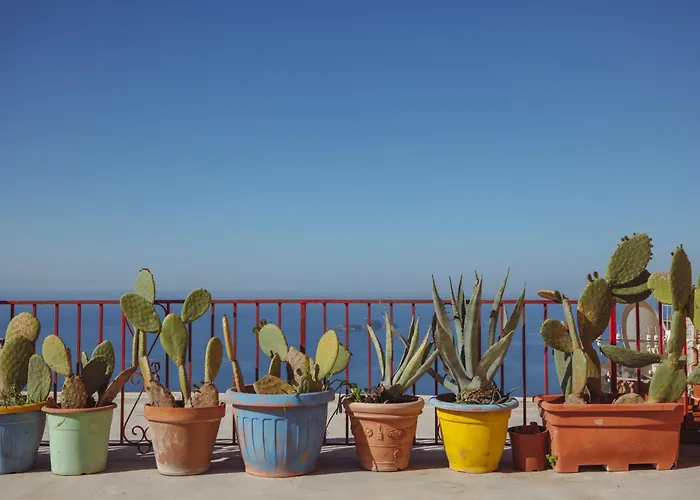 Bed & Breakfast Five - Dimora D'arte Positano